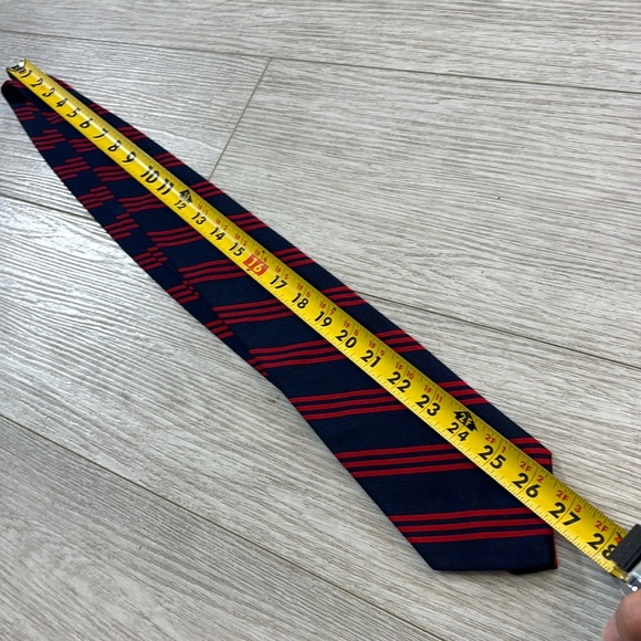 Lauren Ralph Lauren Navy Blue Red Striped Tie - Picture 3 of 8